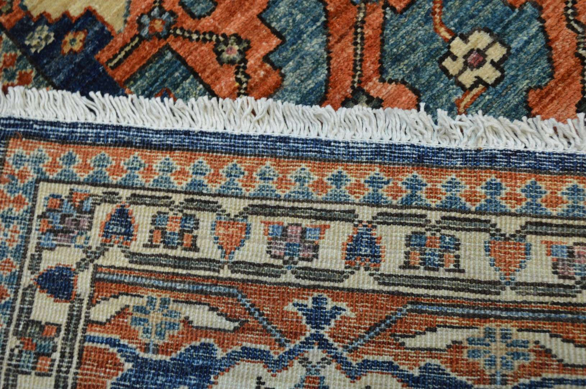 9' 0" x 11' 8" Pakistan Serapi Rug image 12