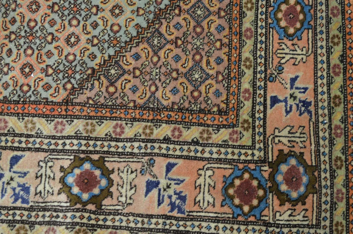 6' 6" x 9' 4" Persian Ardabil Rug image 9