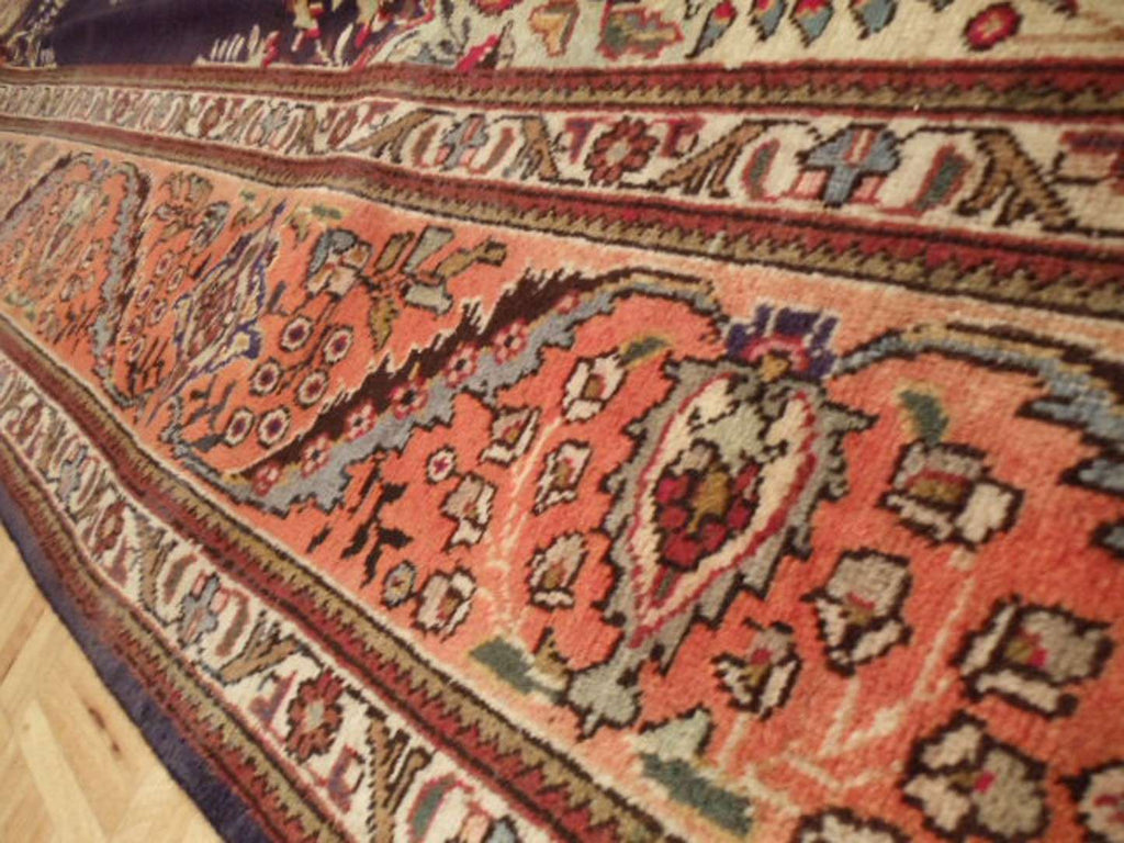 7' 0" x 9' 1" Persian Tabriz Rug image 4