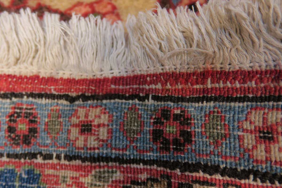 3' 2" x 5' 5" Persian Varamin Rug image 10