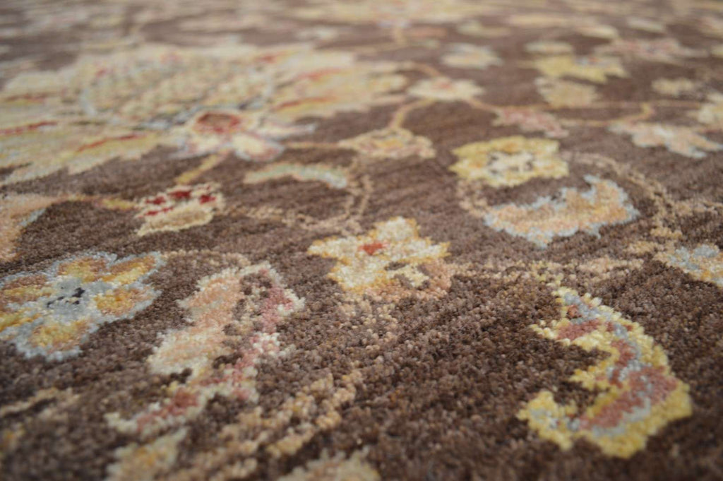 9' 2" x 12' 1" India Sultanabad Rug image 7