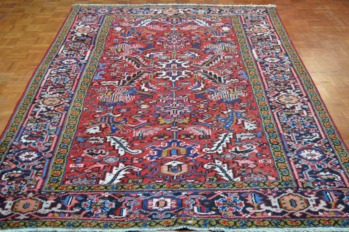 6' 5" x 9' 3" Persian Heriz Rug image 1