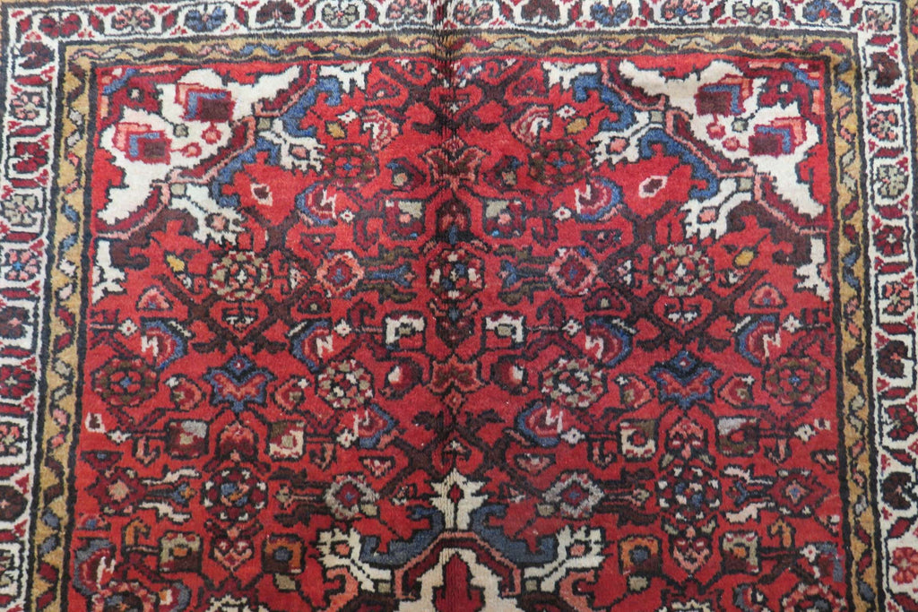 3' 6" x 4' 10" Persian Hamadan Rug image 9