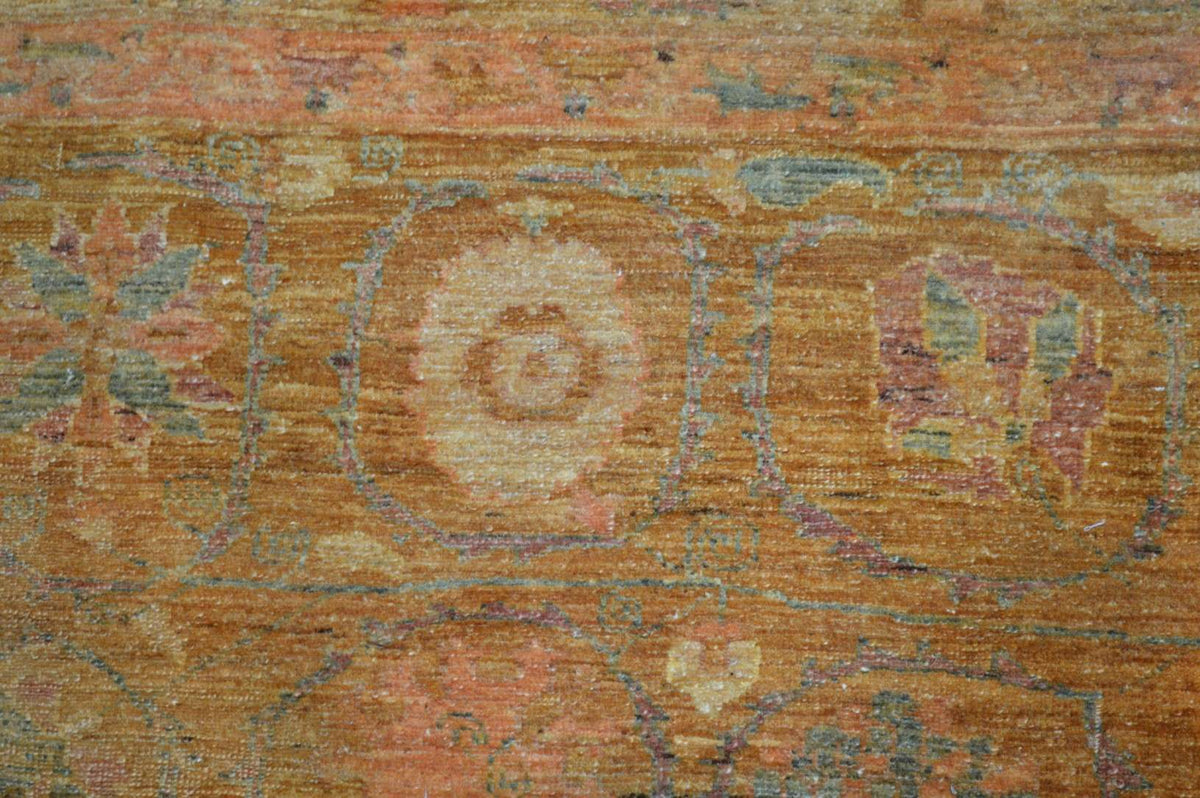 8' 0" x 10' 2" Pakistan Peshawar Rug image 8