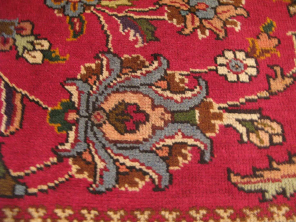 7' 9" x 11' 2" Persian Tabriz Rug image 9