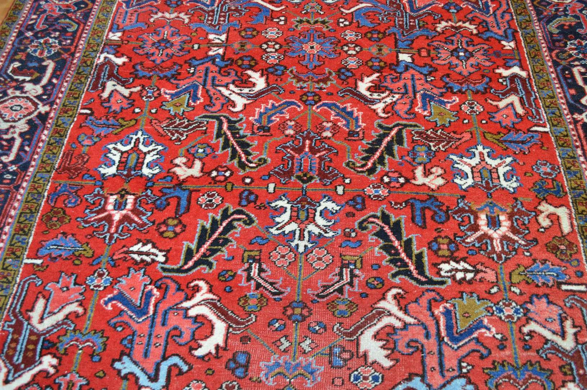 7' 8" x 10' 3" Persian Heriz Rug image 2