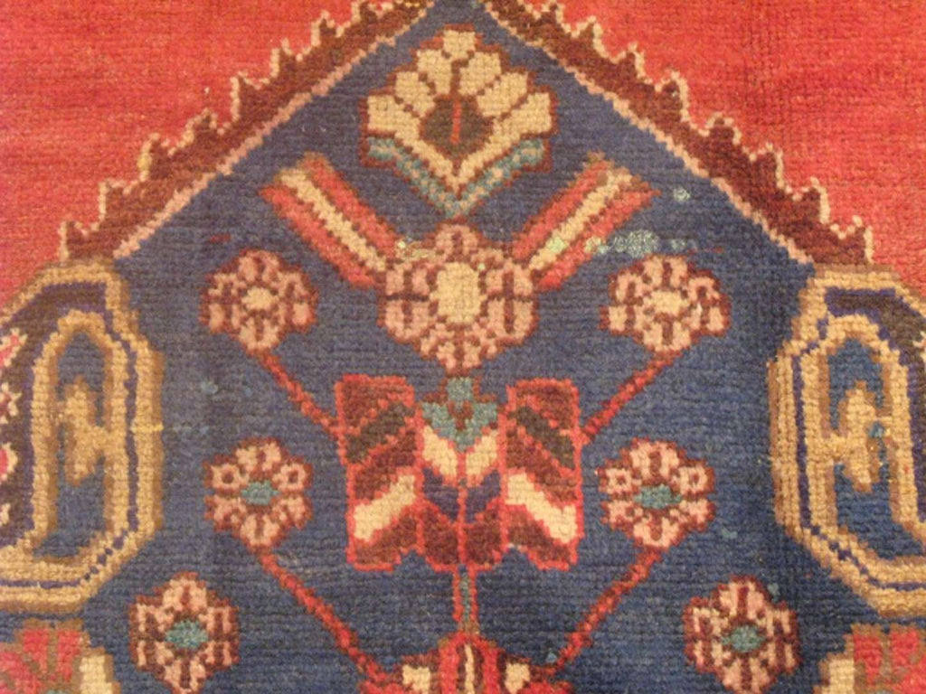 4' 0" x 9' 8" Persian Bakhtiari Runner image 5
