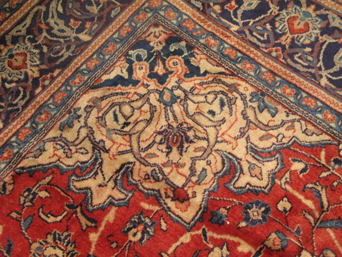 10' 0" x 13' 0" Persian Sarouk Rug image 9