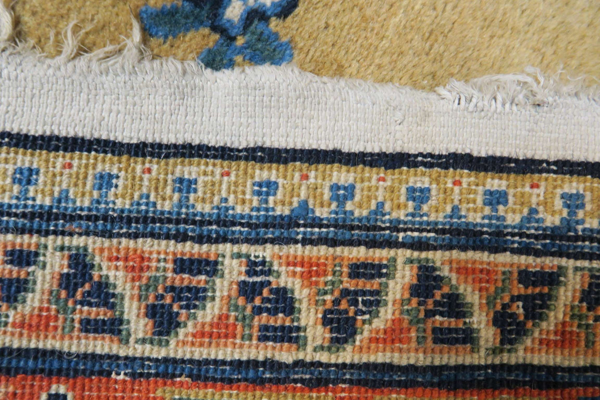 4' 6" x 6' 7" Persian Ardabil Rug image 9