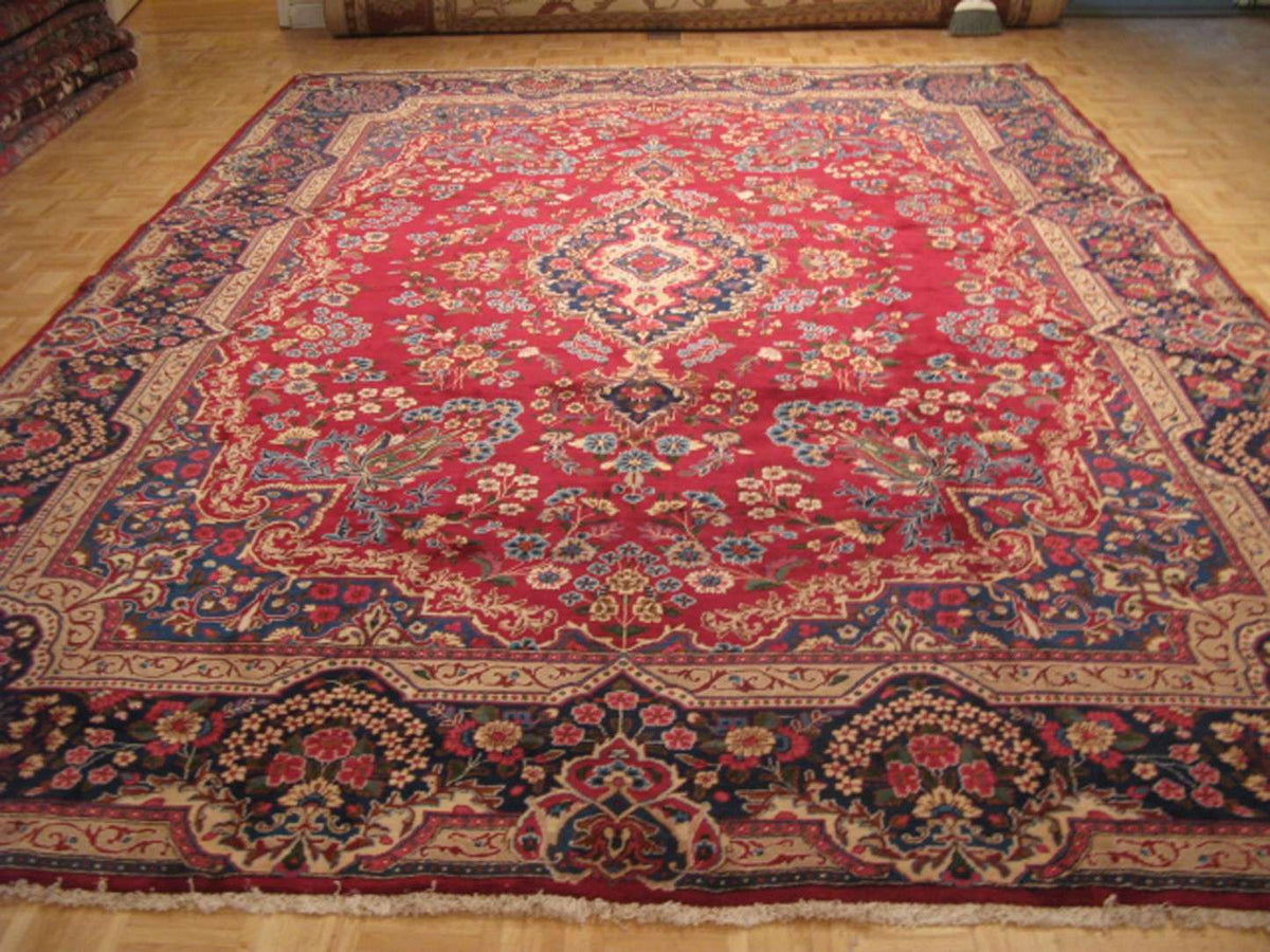 10' 0" x 13' 1" Persian Yaazd Rug image 1