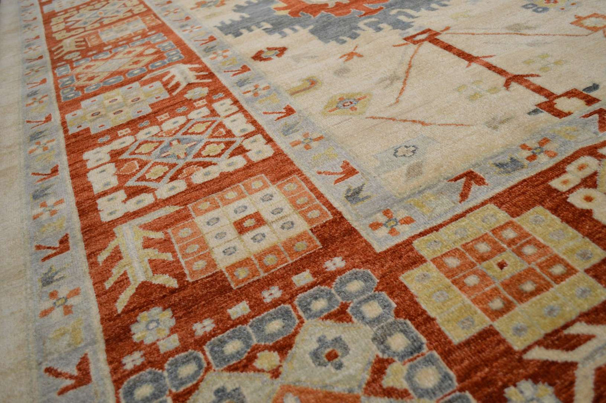 10' 2" x 13' 10" Pakistan Chobi Rug image 5