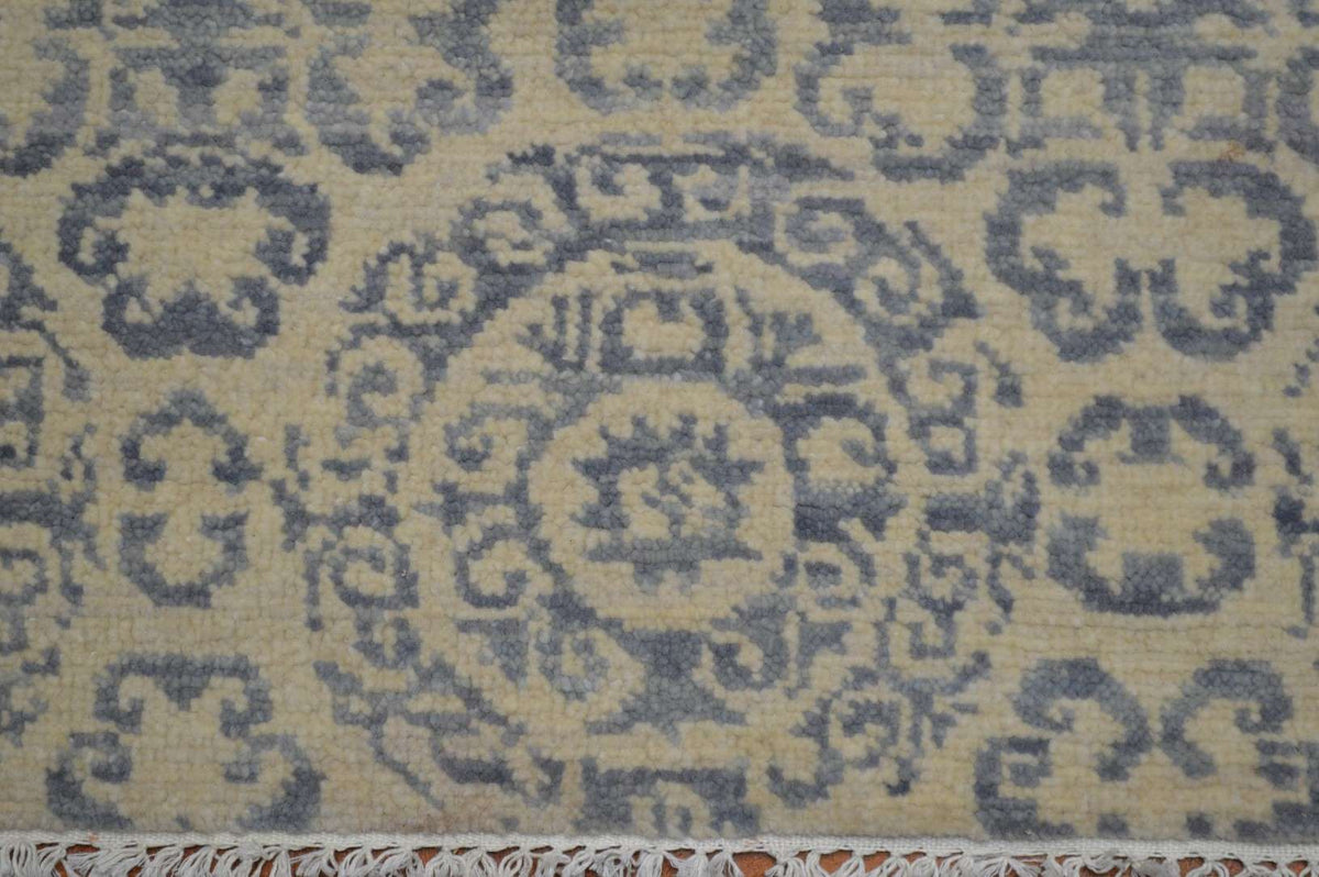 8' 1" x 9' 9" Tibetan Transitional Rug image 3