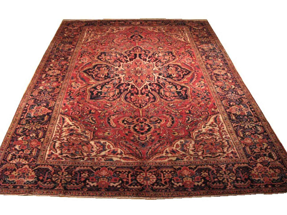 8' 2" x 11' 8" Persian Heriz Rug image 0