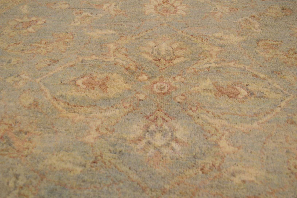 4' 1" x 4' 1" Pakistan Peshawar Round Rug image 5