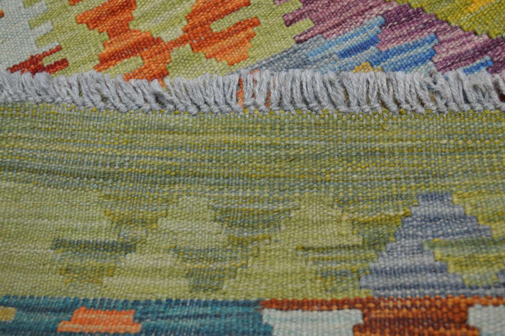5' 7" x 8' 1" India Kilim Rug image 12