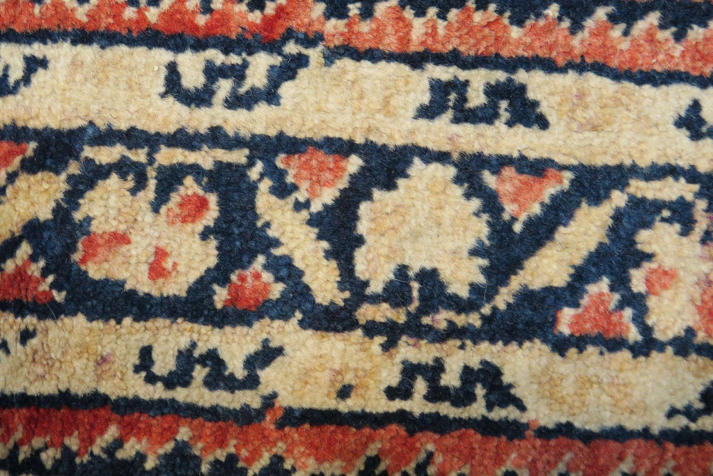 2' 1" x 3' 9" Vintage Hamadan Rug image 4