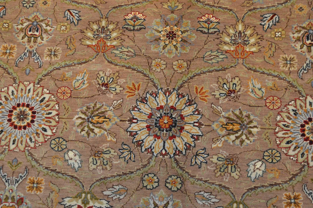 9' 0" x 11' 9" India Agra Rug image 7