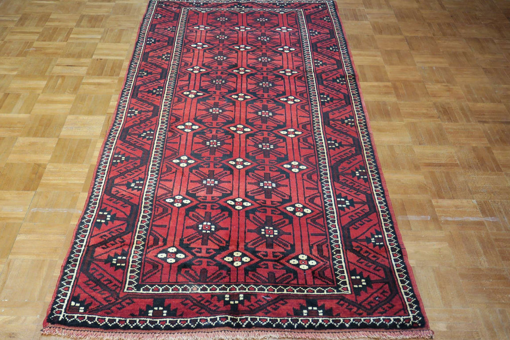 3'5'' x 7'0'' Persian Baluch Rug image 2