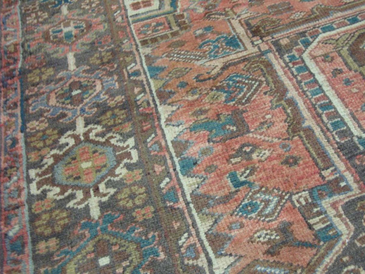 8' 2" x 11' 5" Persian Heriz Rug image 6