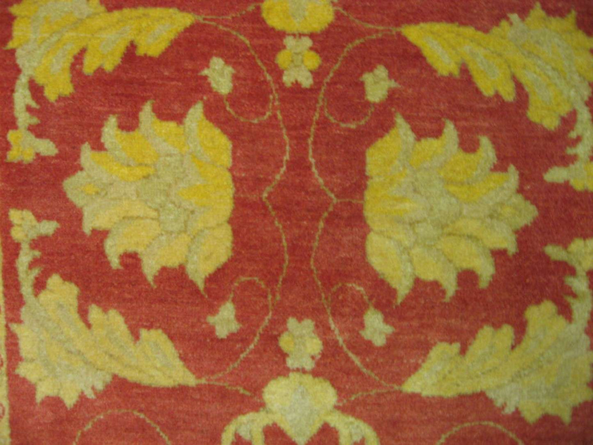 3' 6" x 4' 9" Persian Sultanabad Rug image 2