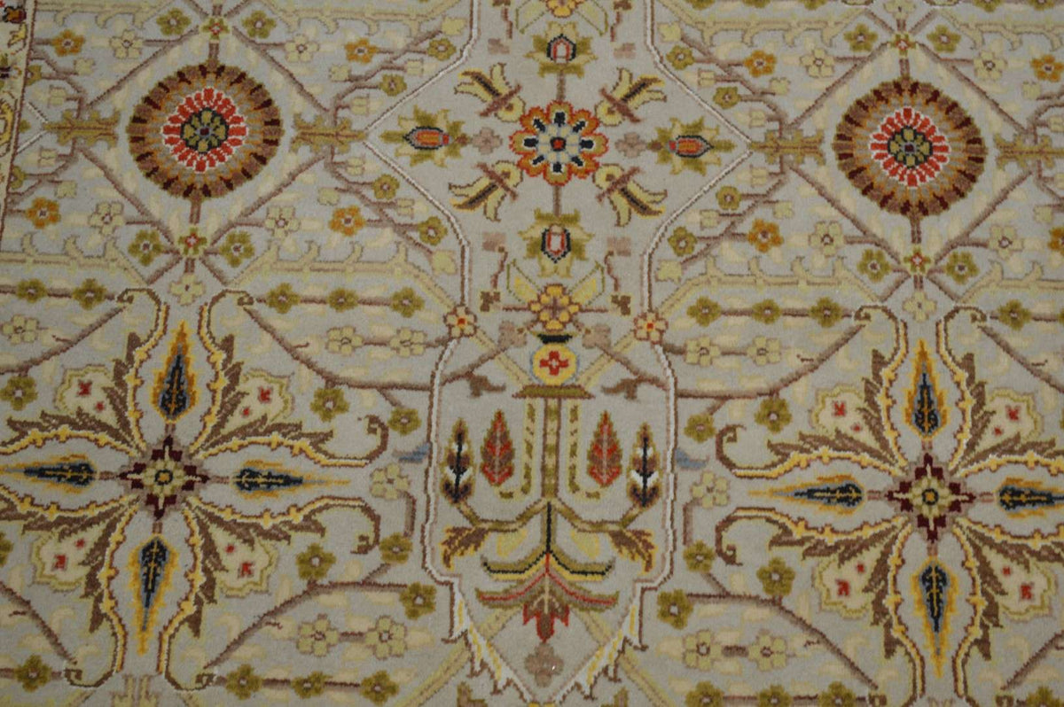 4' 1" x 11' 4" India Agra Runner image 7