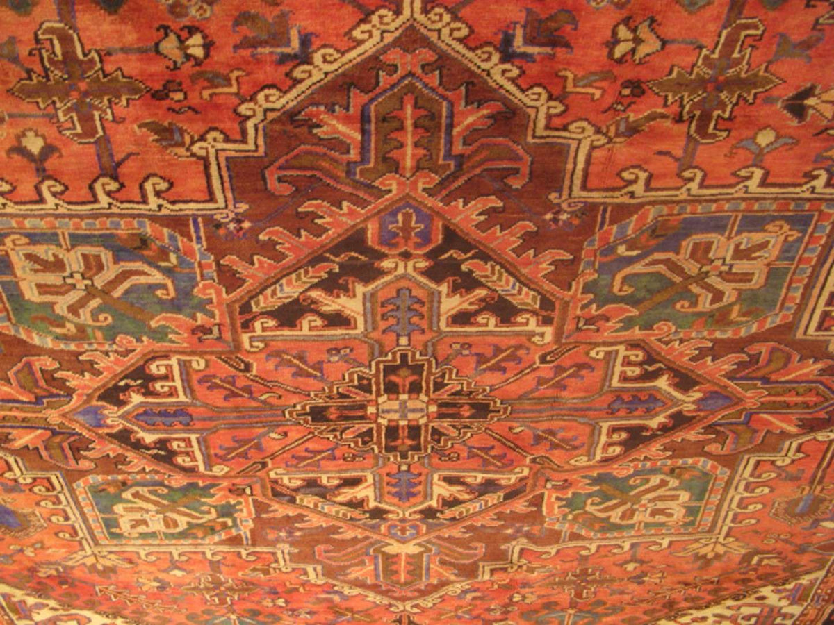 8' 3" x 10' 9" Persian Heriz Rug image 10
