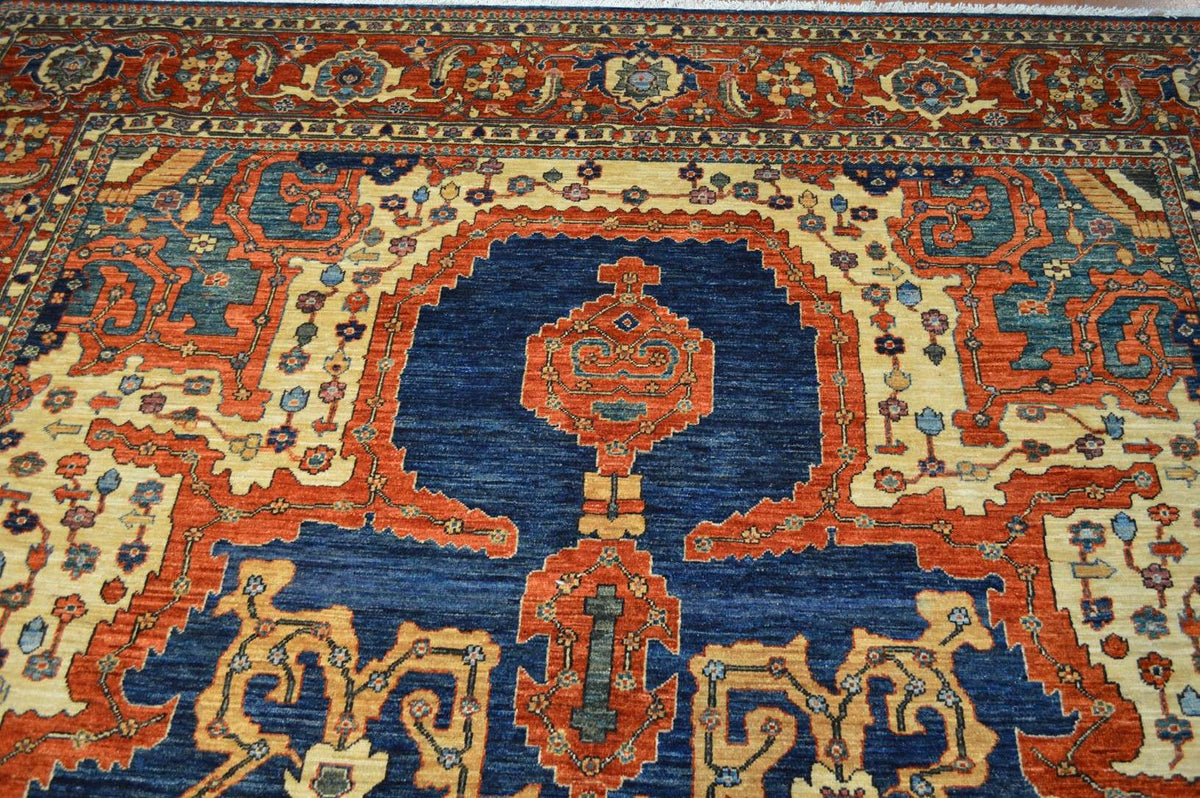 9' 0" x 11' 8" Pakistan Serapi Rug image 8