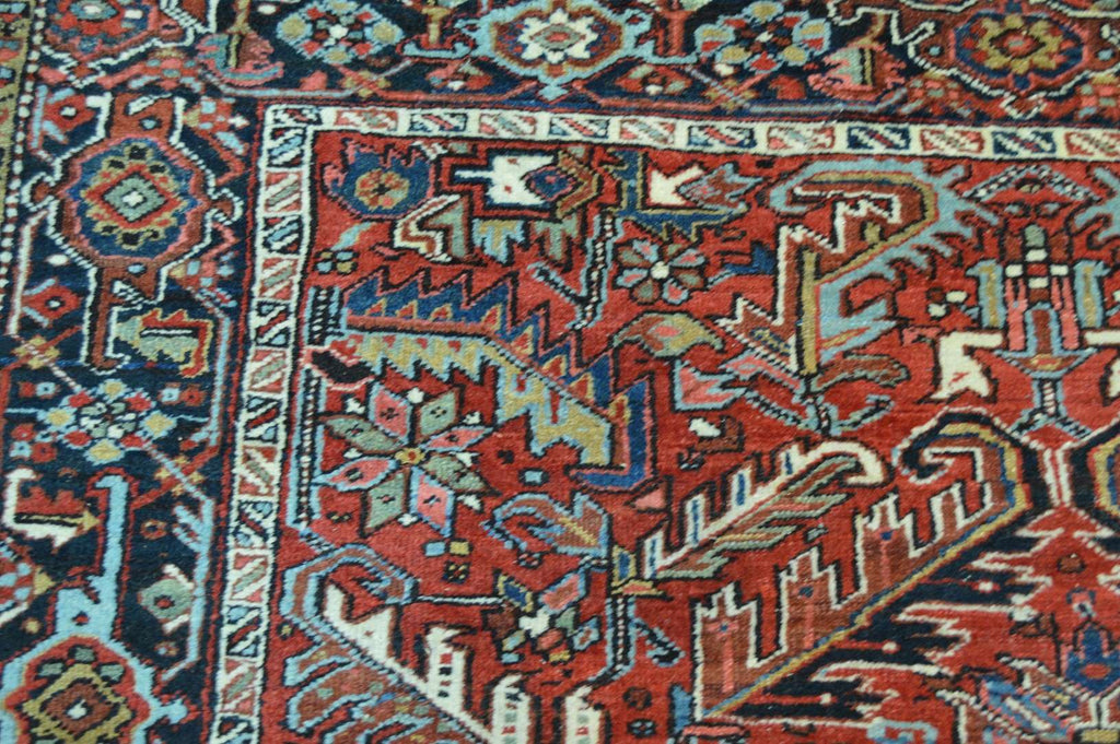 6' 6" x 9' 5" Persian Heriz Rug image 9