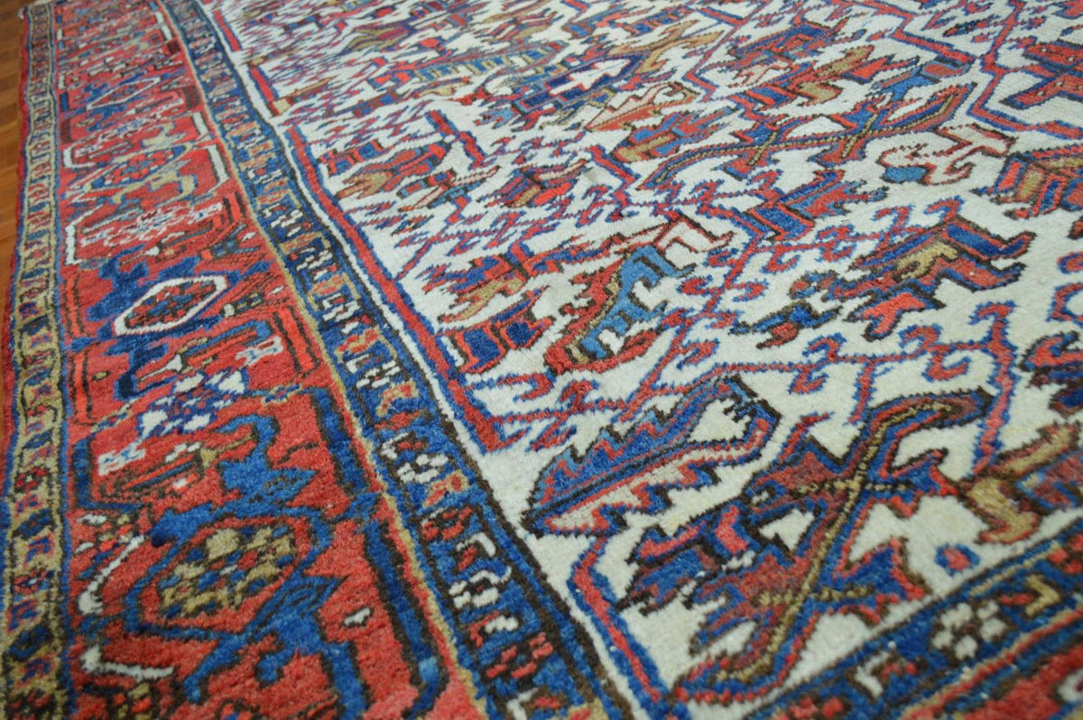 8' 3" x 11' 7" Persian Heriz Rug image 4