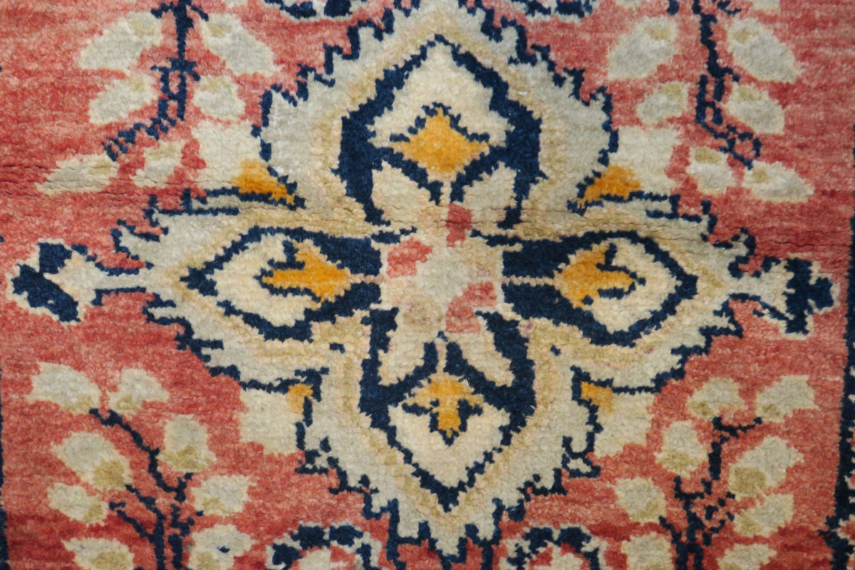 2' 1" x 3' 9" Persian Hamadan Rug image 6