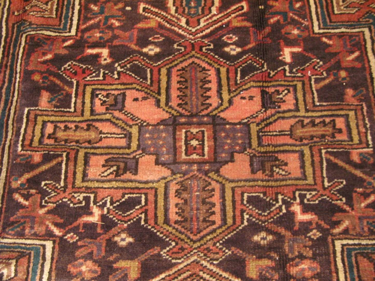 4' 7" x 7' 3" Persian Heriz Rug image 3