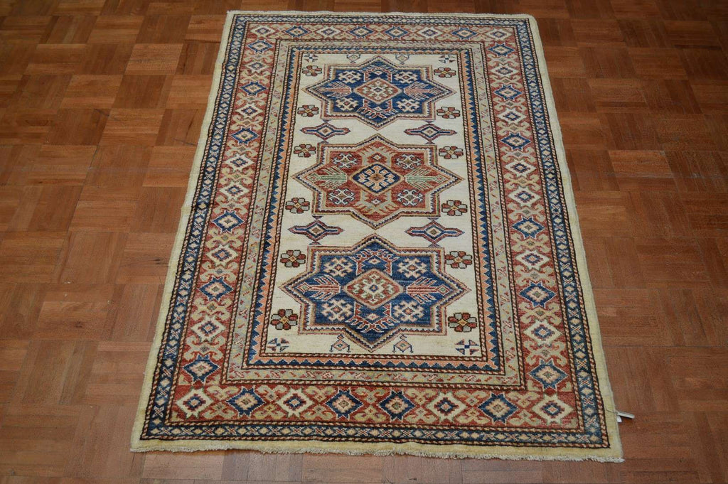 3' 3" x 4' 10" Pakistan Kazak Rug image 1
