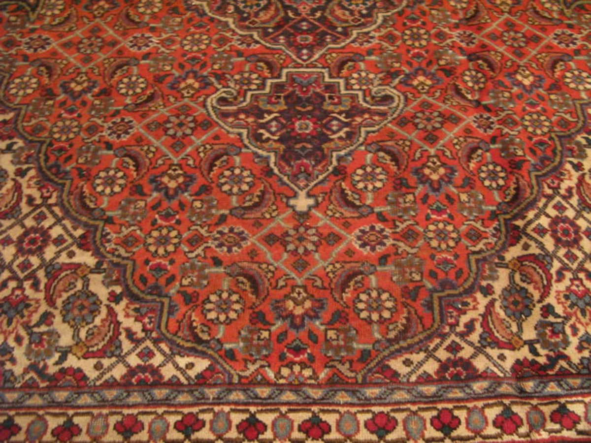 8' 0" x 11' 2" Persian Tabriz Rug image 9