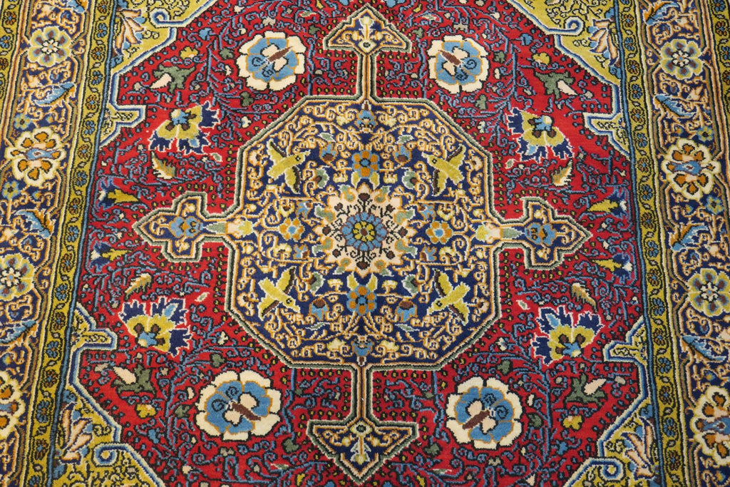 3' 5" x 5' 5" Persian Shahreza Rug image 7