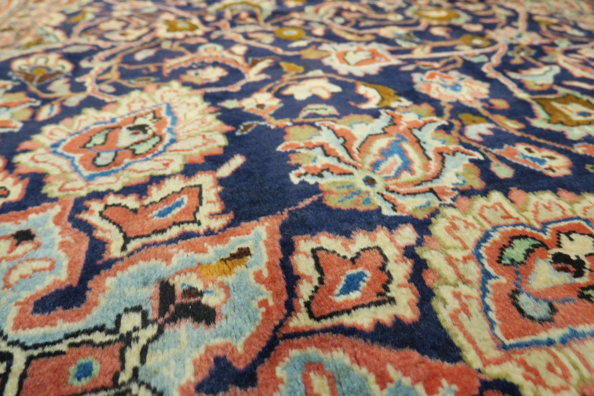 7' 2" x 10' 8" Persian Sarouk Rug image 11