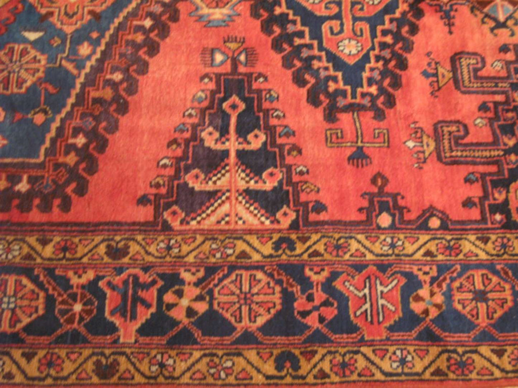 5' 5" x 10' 5" Persian Vis Rug image 6