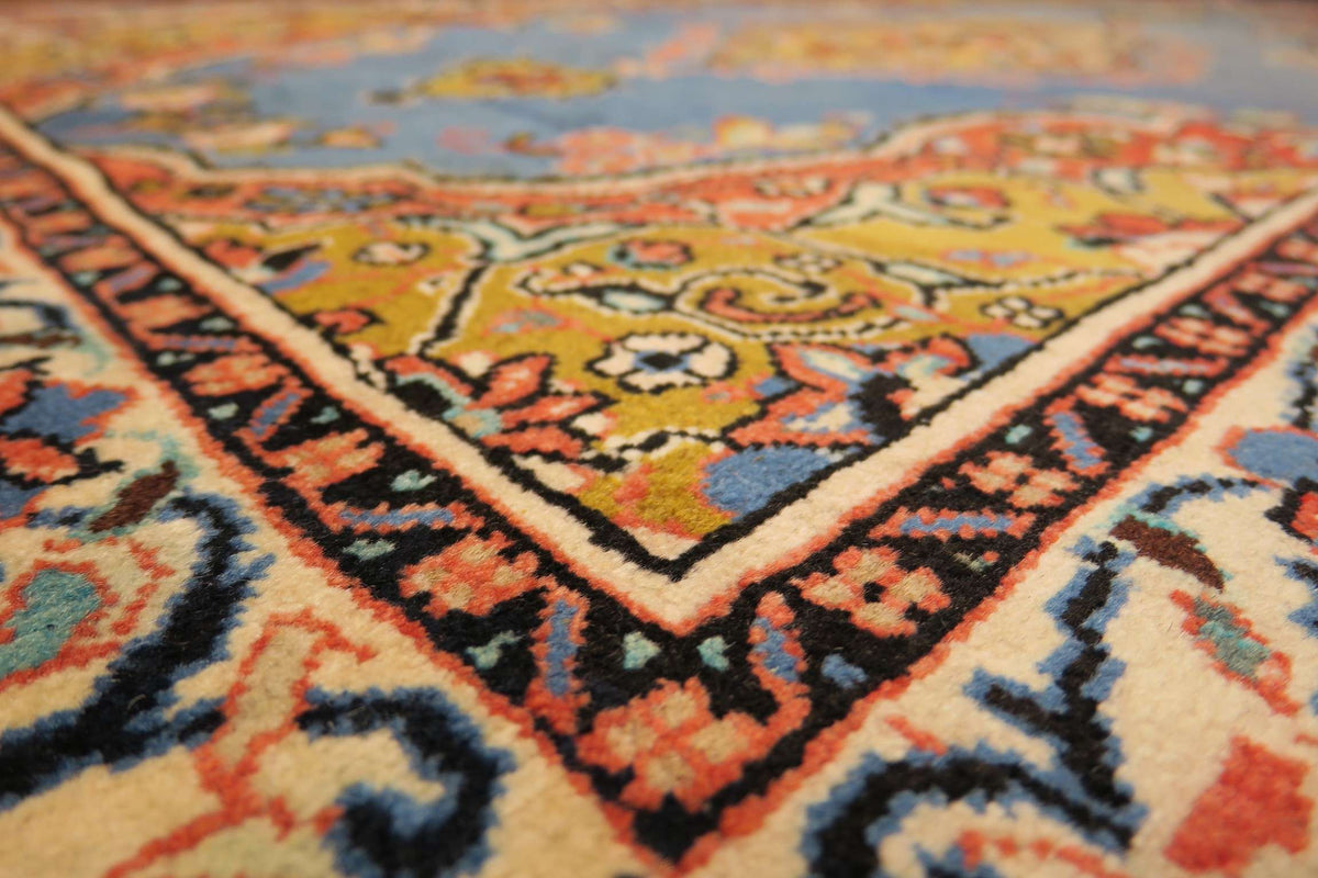 3' 3" x 5' 3" Persian Sarouk Rug image 3
