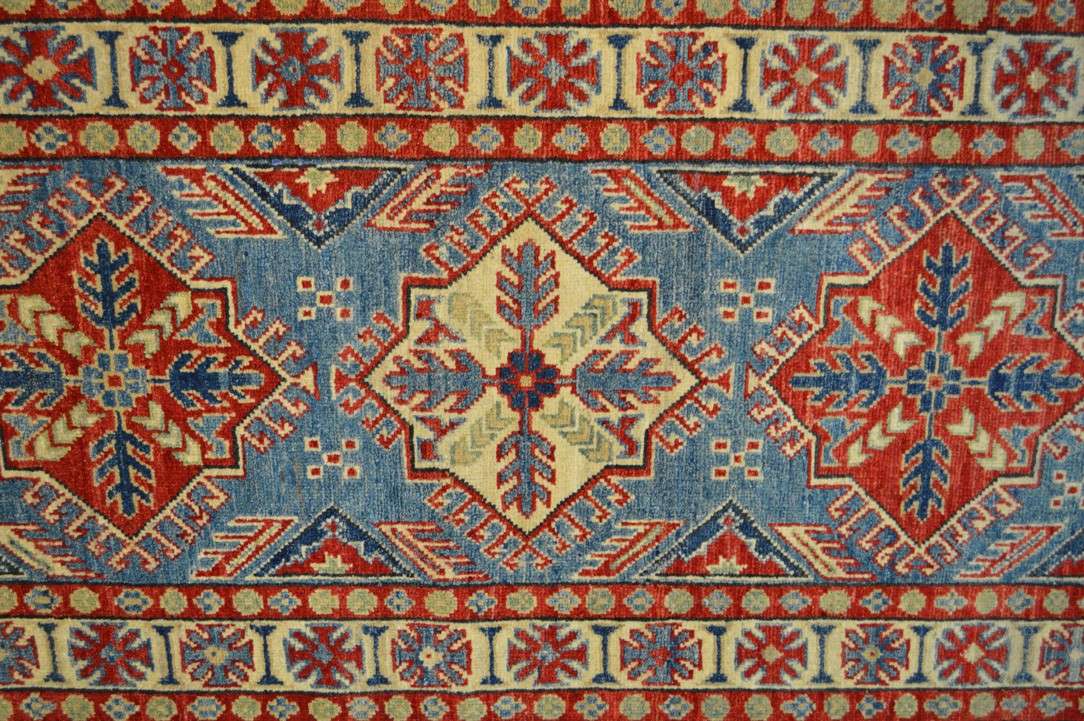 2' 7" x 9' 7" Pakistan Kazak Runner image 6