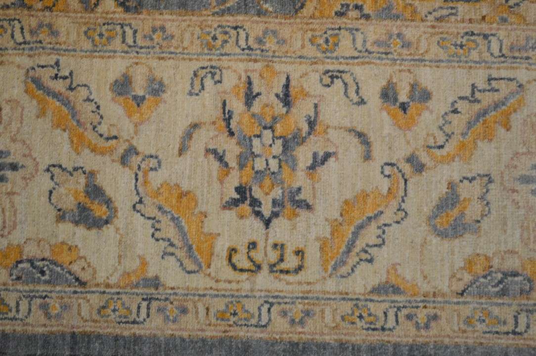 8' 1" x 10' 2" Pakistan Peshawar Rug image 6