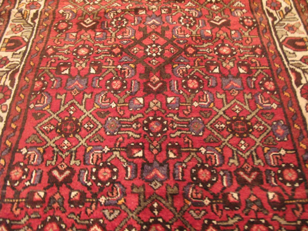 3' 1" x 10' 5" Persian Hosseinabad Runner image 5