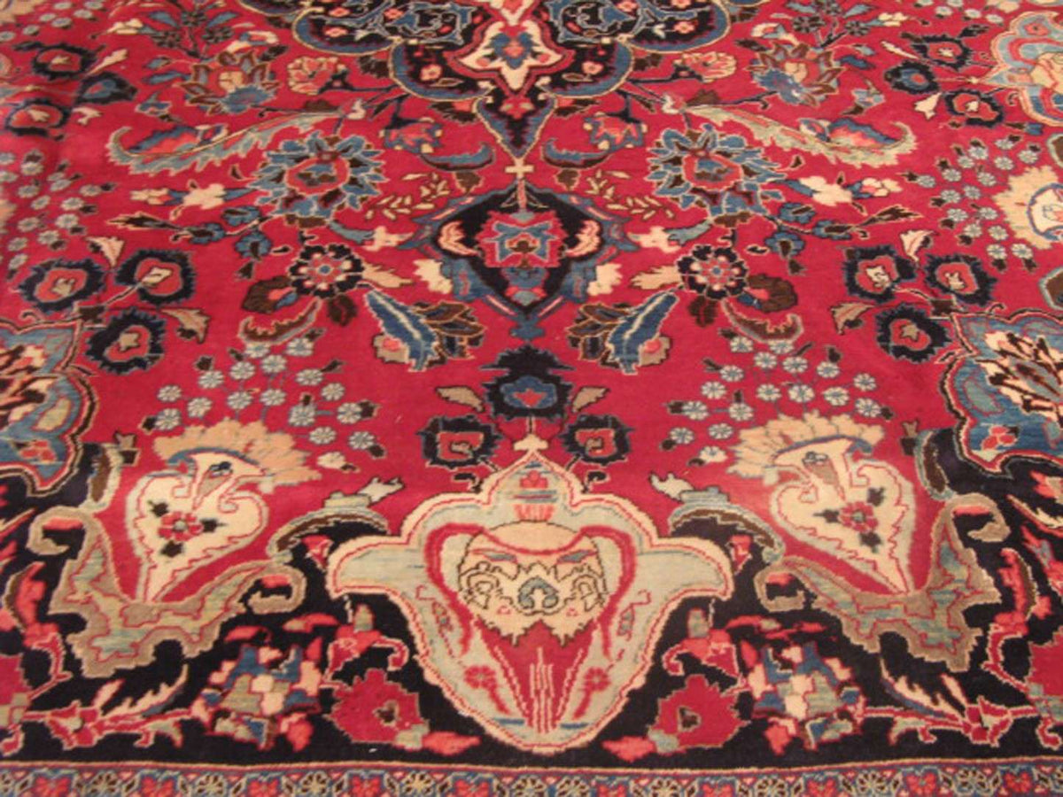 9' 5" x 12' 5" Persian Mashhad Rug image 2