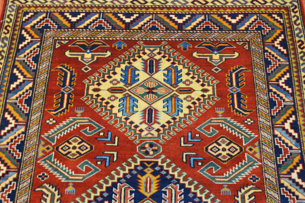 3' 6" x 5' 2" Pakistan Shirvan Rug image 3