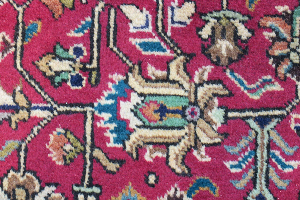 6' 6" x 6' 9" Persian Tabriz Rug image 10