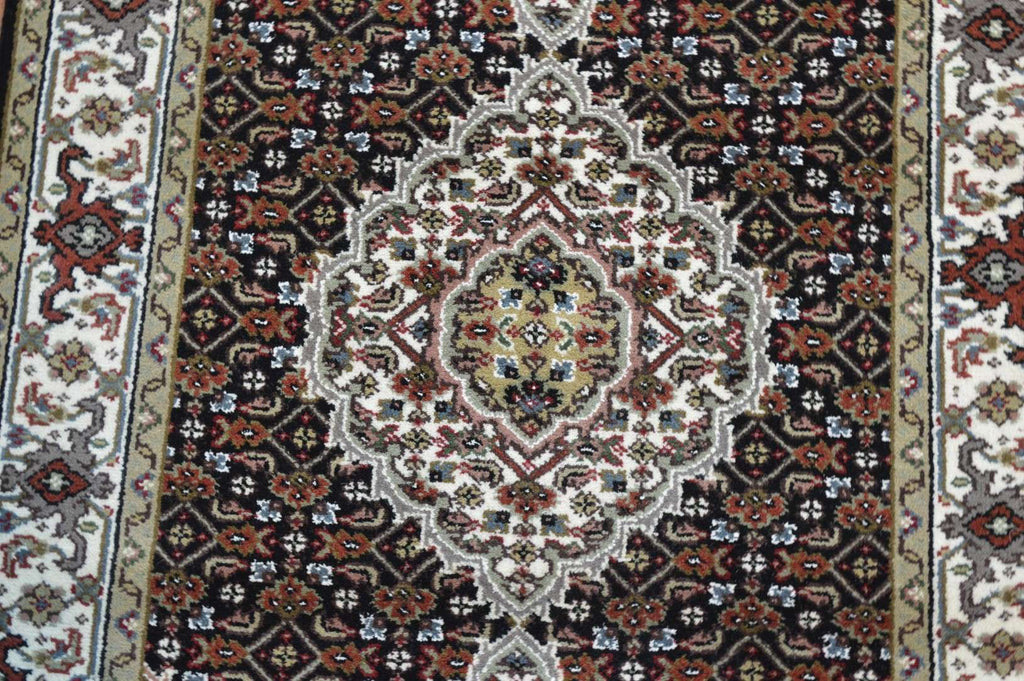 2' 6" x 30' 1" India Bijar Runner image 8