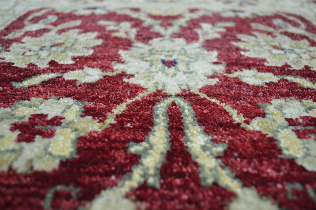2' 0" x 3' 0" India Peshawar Rug image 3