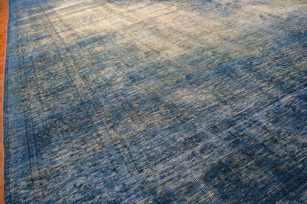 9' 8" x 15' 6" Pakistan Vintage Rug image 2