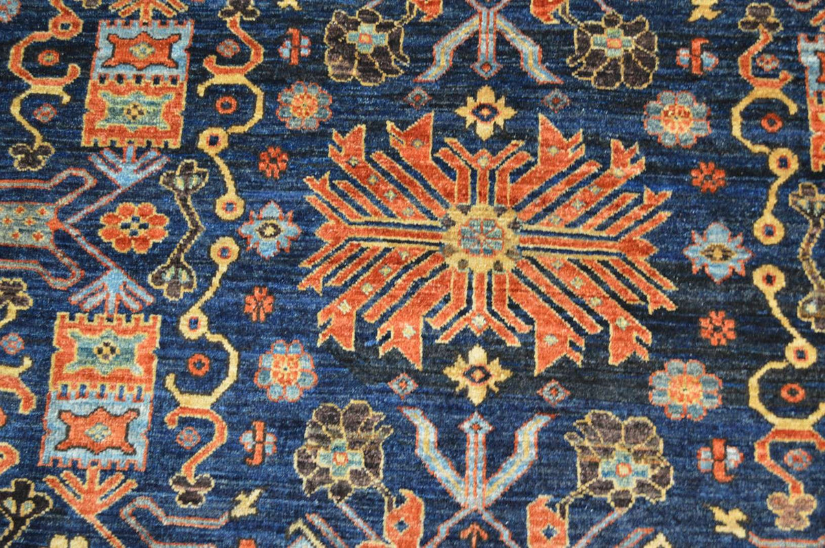 8' 2" x 10' 1" Pakistan Serapi Rug image 2