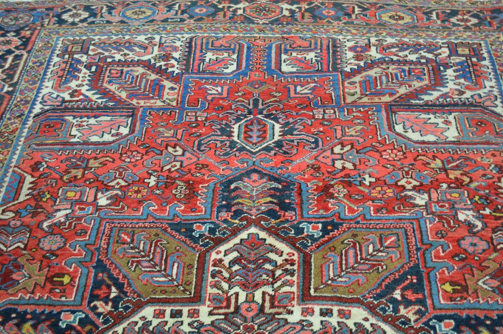 8' 3" x 10' 3" Persian Heriz Rug image 9