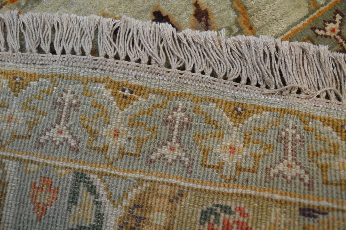 8' 3" x 10' 1" India Sultanabad Rug image 12