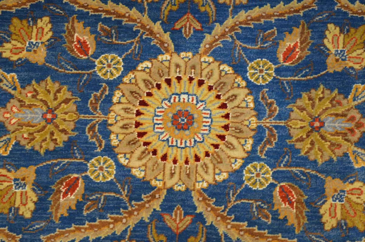 9' 0" x 12' 1" India Sultanabad Rug image 12